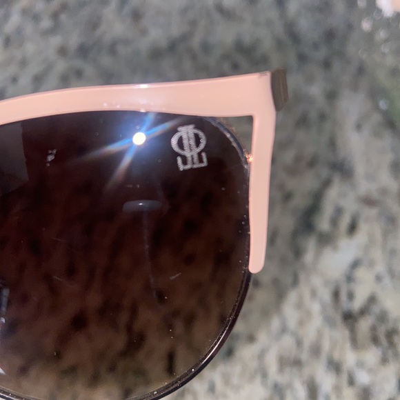 NWT Jennifer Lopez sunglasses - Picture 5 of 6